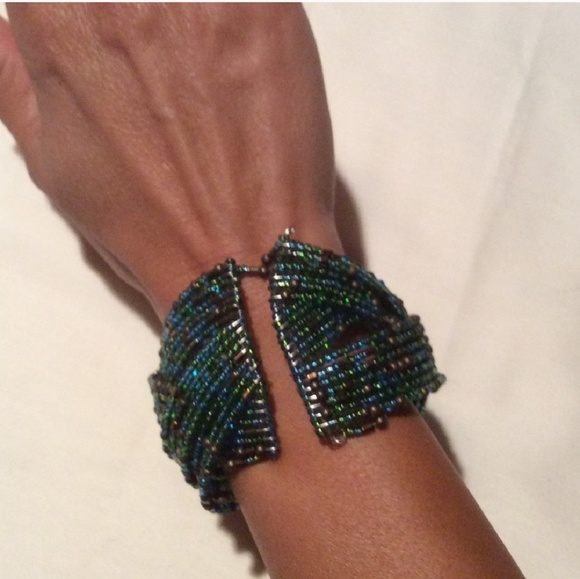 Two cute bracelets - Picture 3 of 8